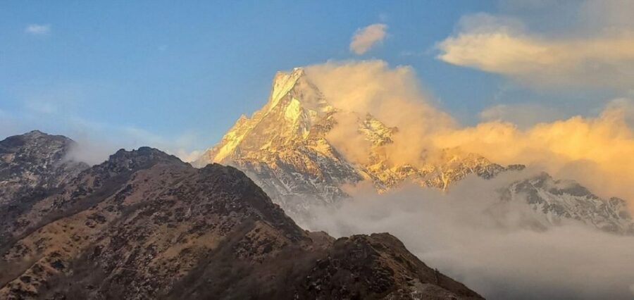 Australian Base Camp Hike For Sunrise over the Himalayas - What to Bring (So You Don’t Lose Time at the Door)